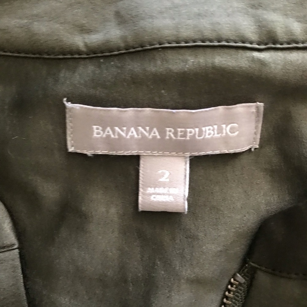 Olive Dress // Banana Republic // Size 2 - Picture 3 of 8